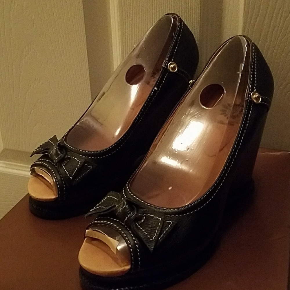 Yellow Box Open toe Wedges